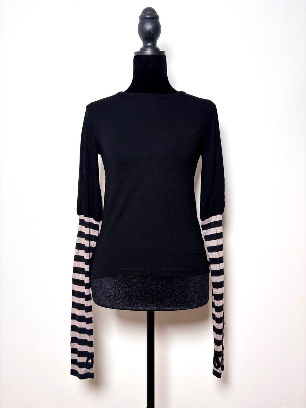 Vtg Y2K Cop Copine Black Top Striped Long Sleeves Keyhole Cutout Back Panel Sz S